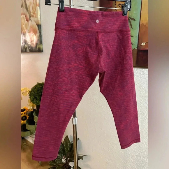 Lululemon inspire crop leggings size 6 - Picture 4 of 11